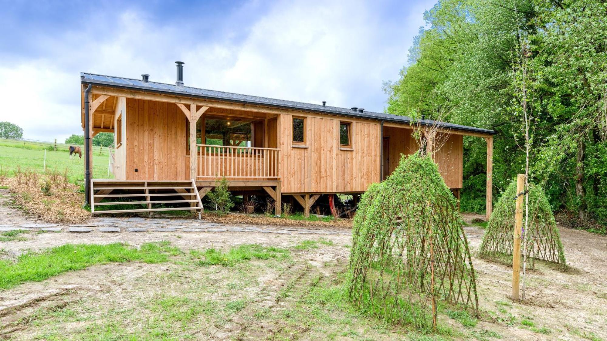 Les Cabanes Champetres - Le Domaine Des Trois Tilleuls Villers-la-Ville Экстерьер фото